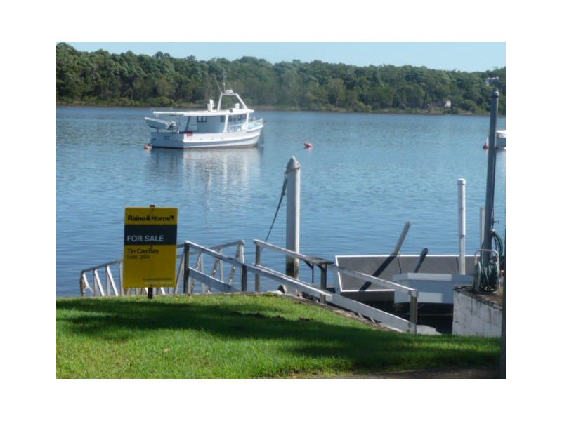 12 Esplanade, Tin Can Bay QLD 4580