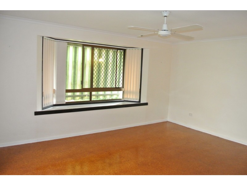 129 Gympie Road, Tin Can Bay QLD 4580