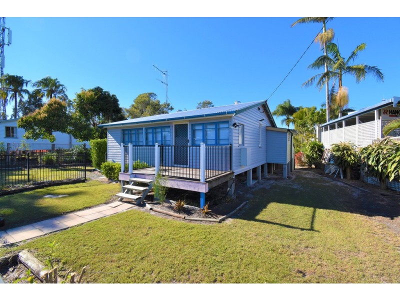 21 Gympie Road, Tin Can Bay QLD 4580
