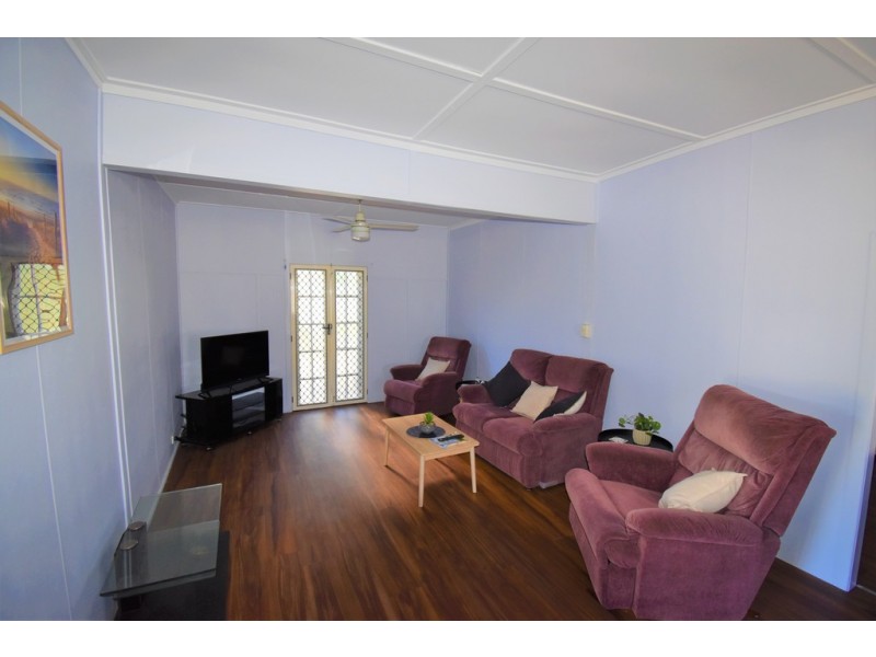 21 Gympie Road, Tin Can Bay QLD 4580