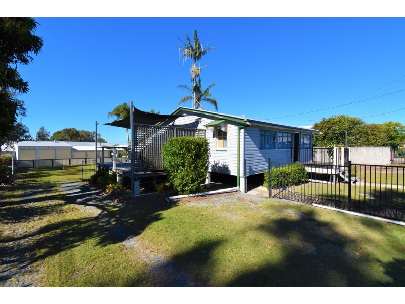21 Gympie Road, Tin Can Bay QLD 4580