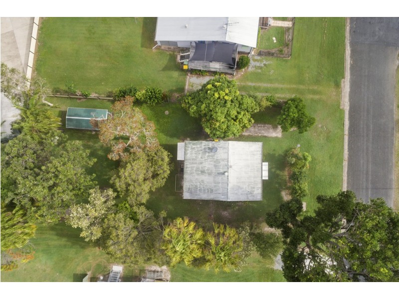 19 Gympie Road, Tin Can Bay QLD 4580