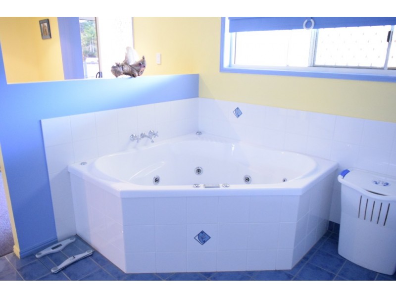 29 Santa Maria Court, Cooloola Cove QLD 4580