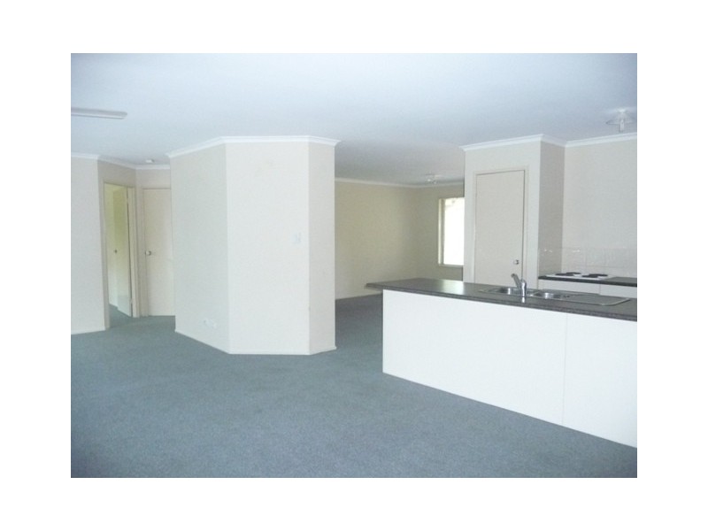 19 Endeavour Drive, Cooloola Cove QLD 4580
