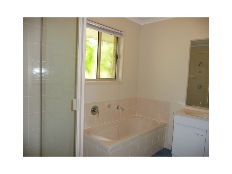 19 Endeavour Drive, Cooloola Cove QLD 4580