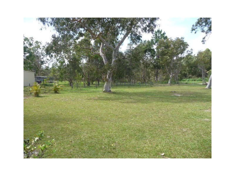 19 Endeavour Drive, Cooloola Cove QLD 4580