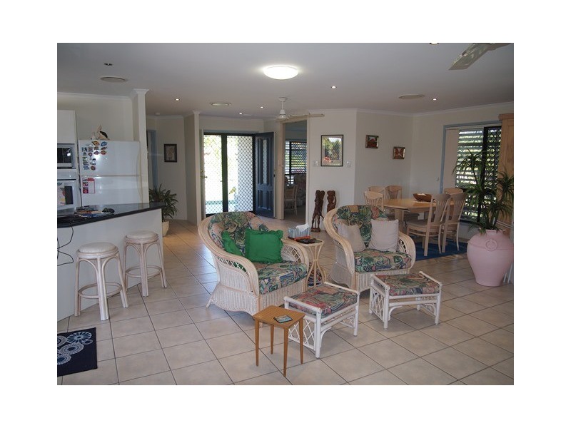 39 Mauretania Avenue, Cooloola Cove QLD 4580