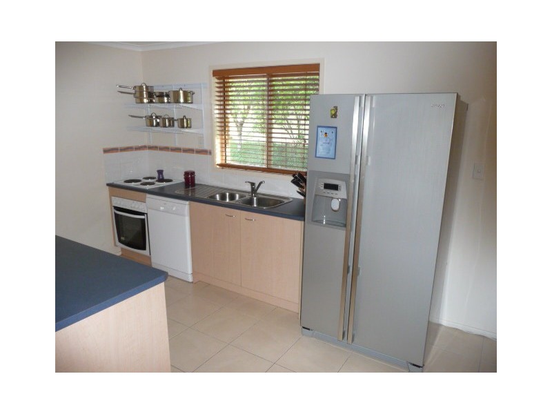 13 Beagle Ave, Cooloola Cove QLD 4580