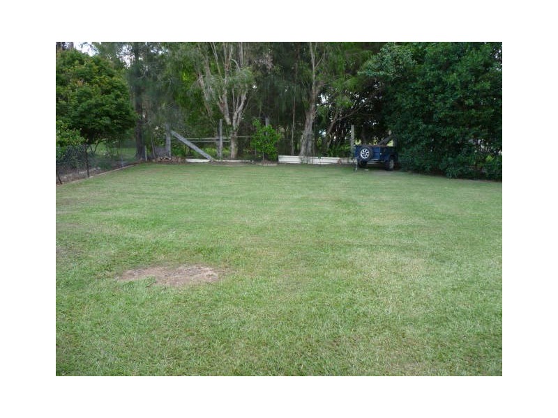 13 Beagle Ave, Cooloola Cove QLD 4580