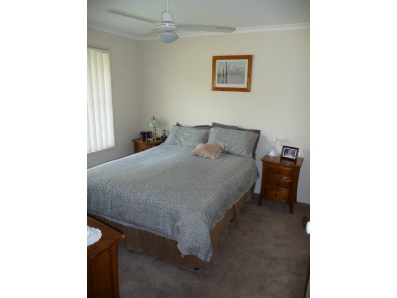13 Beagle Ave, Cooloola Cove QLD 4580