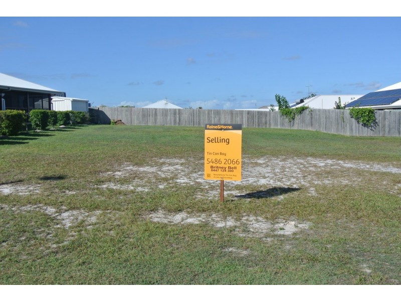 43 Banksia Avenue, Tin Can Bay QLD 4580