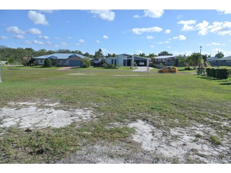 43 Banksia Avenue, Tin Can Bay QLD 4580