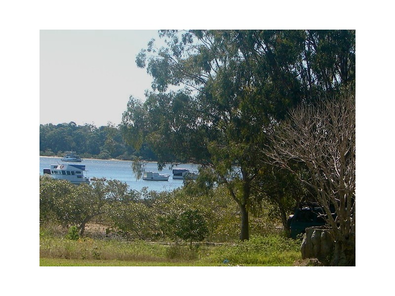 23 Oyster Parade, Tin Can Bay QLD 4580