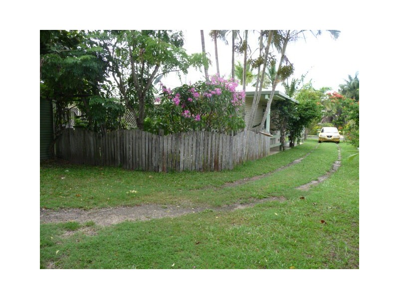 7 Sarawak Court, Tin Can Bay QLD 4580