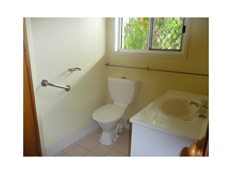 7 Sarawak Court, Tin Can Bay QLD 4580