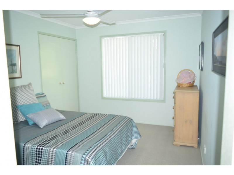 139 Gympie Road, Tin Can Bay QLD 4580