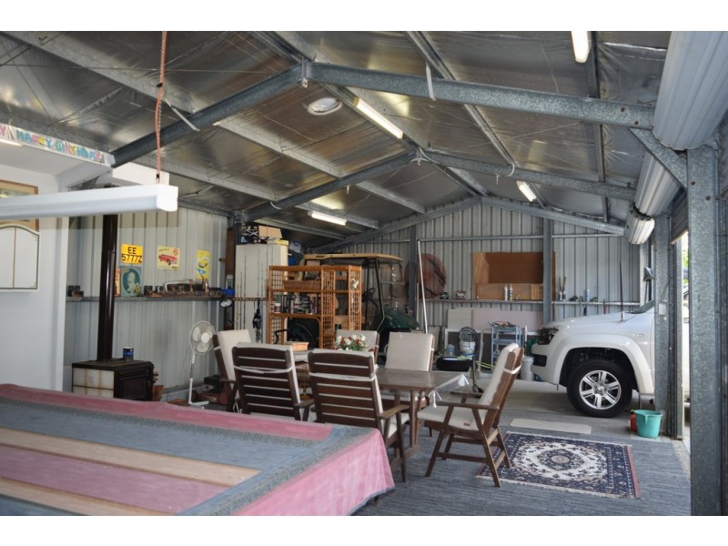 139 Gympie Road, Tin Can Bay QLD 4580