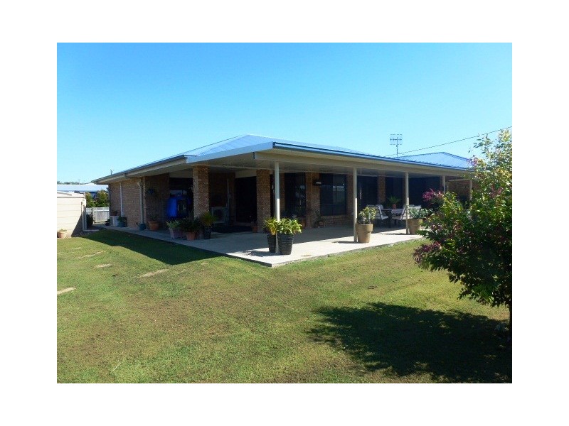 30 Dreadnought Avenue, Cooloola Cove QLD 4580