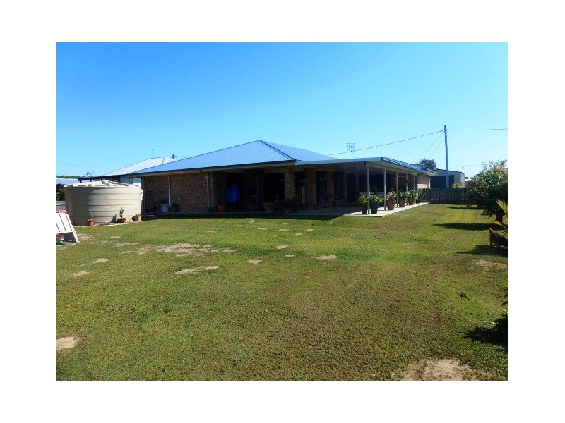 30 Dreadnought Avenue, Cooloola Cove QLD 4580