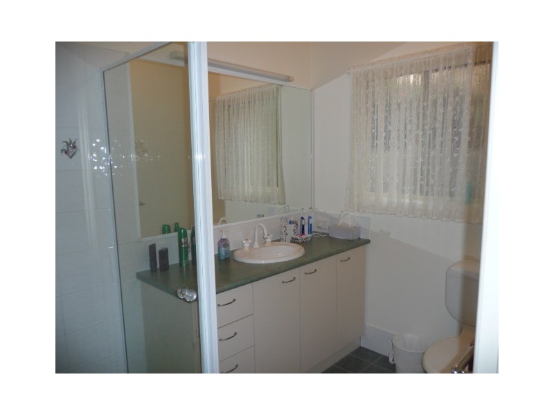 16 Sweetlip Circle, Tin Can Bay QLD 4580