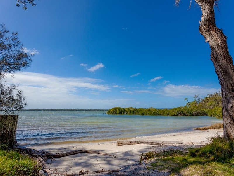 52 Toolara Road, Tin Can Bay QLD 4580