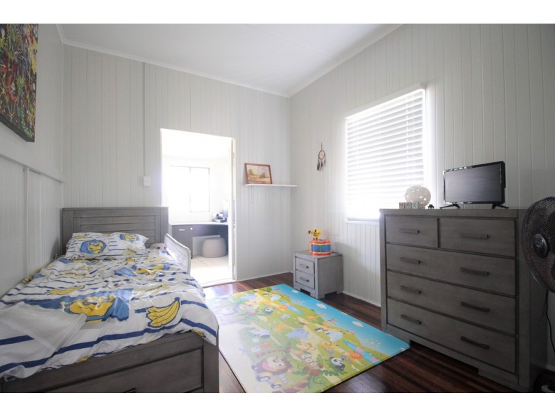 21 Queen Elizabeth Drive, Cooloola Cove QLD 4580