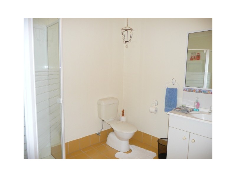 23 Bream, Tin Can Bay QLD 4580