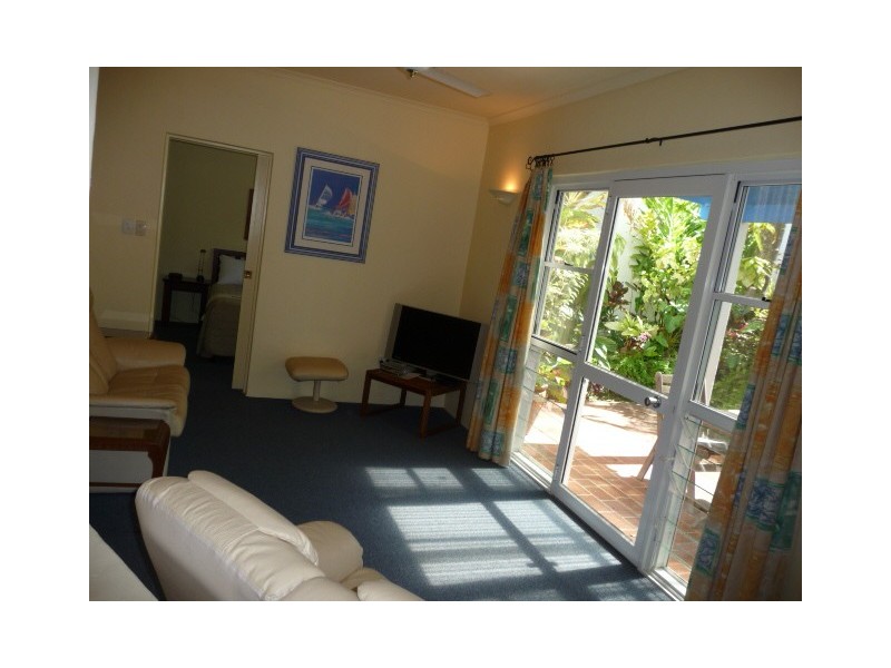 23 Bream, Tin Can Bay QLD 4580