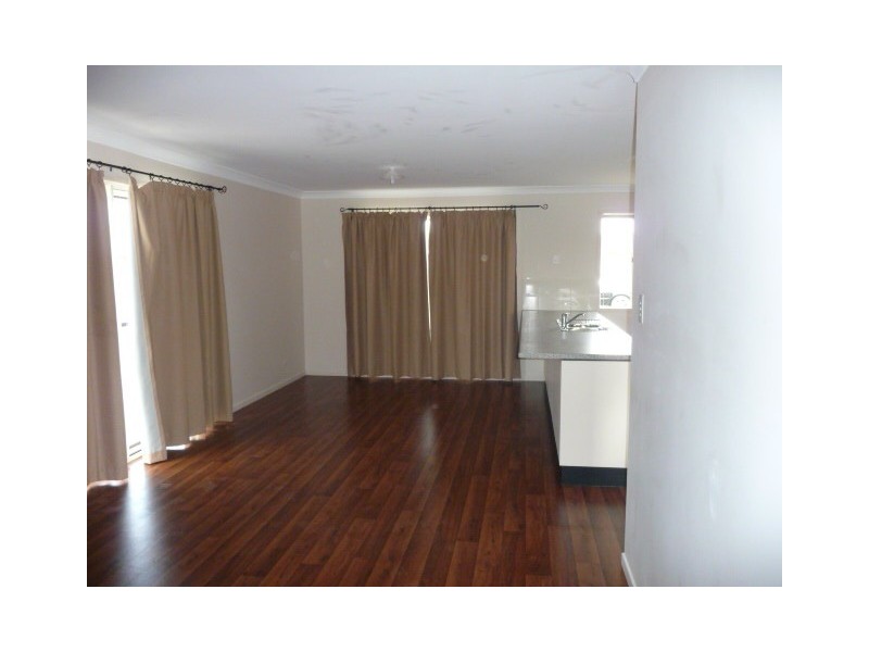 24 Canberra Avenue, Cooloola Cove QLD 4580