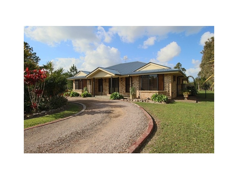 8 Achilles, Cooloola Cove QLD 4580