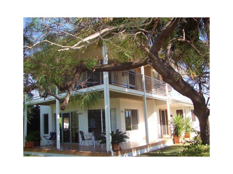 78 Esplanade, Tin Can Bay QLD 4580