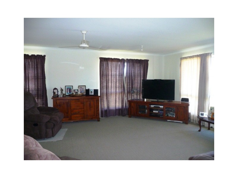 20 Regent Court, Cooloola Cove QLD 4580