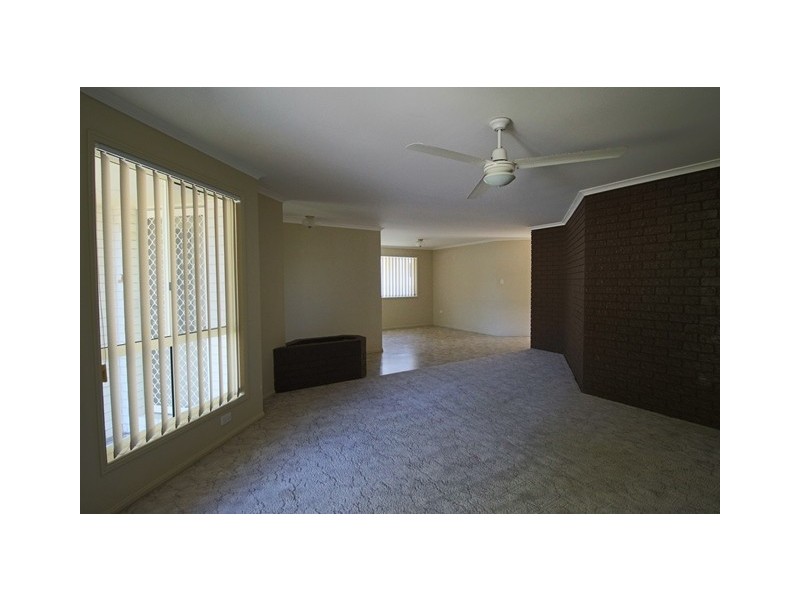 14 Parrot Street, Tin Can Bay QLD 4580