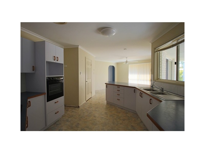 14 Parrot Street, Tin Can Bay QLD 4580