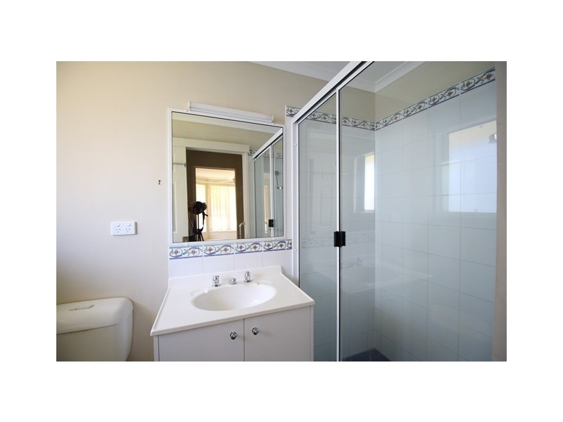 14 Parrot Street, Tin Can Bay QLD 4580