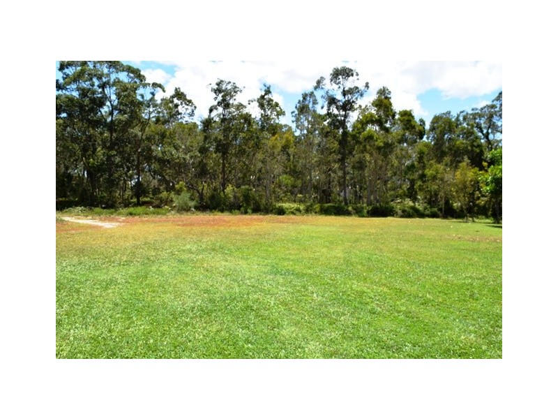 35 Golden Hind Ave, Cooloola Cove QLD 4580