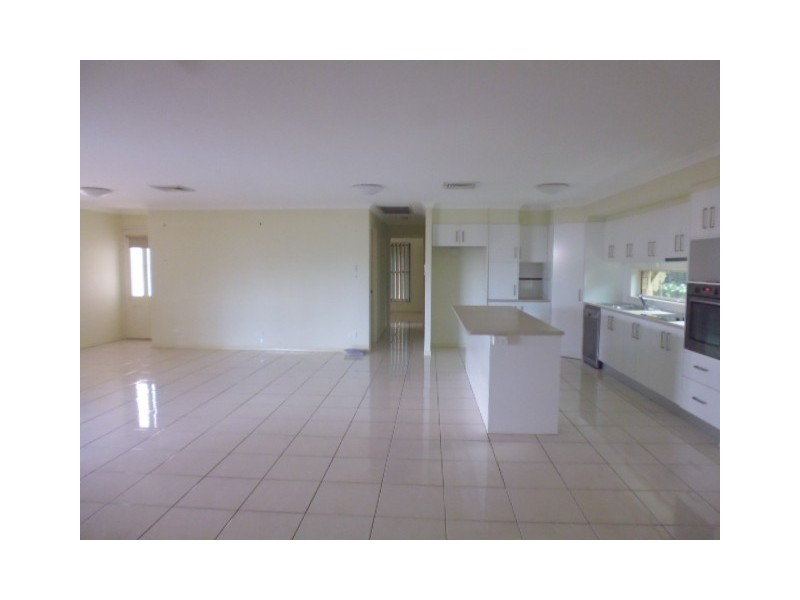 4 Dryandra Court, Tin Can Bay QLD 4580