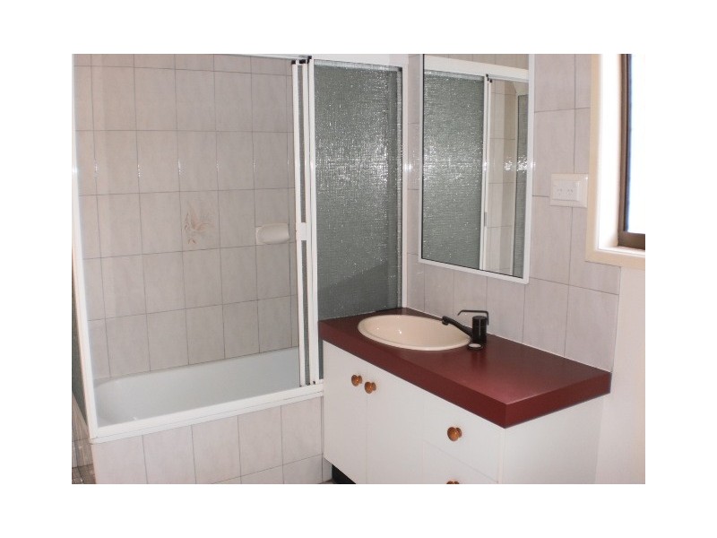 Unit 4, 84 Toolara Rd, Tin Can Bay QLD 4580