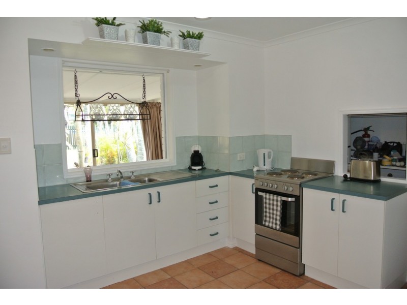 16 Cutty Sark Court, Cooloola Cove QLD 4580