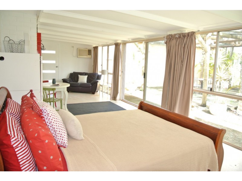 16 Cutty Sark Court, Cooloola Cove QLD 4580