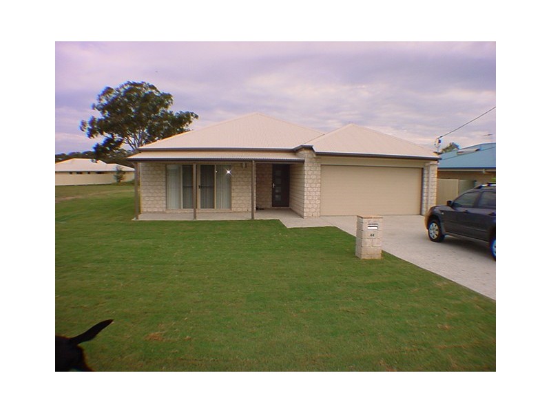 44 Canberra Avenue, Cooloola Cove QLD 4580