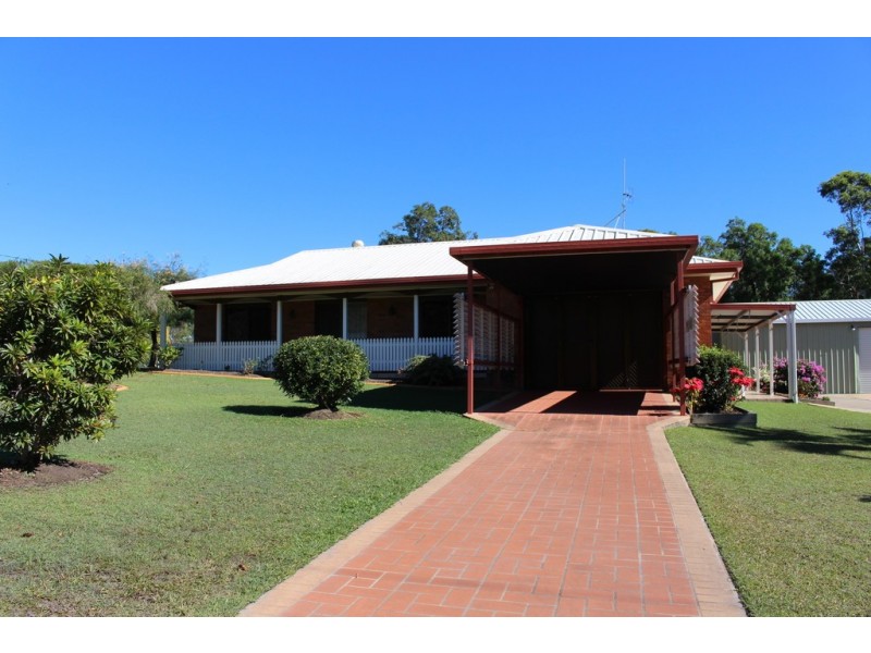 44 Bayside Road, Cooloola Cove QLD 4580