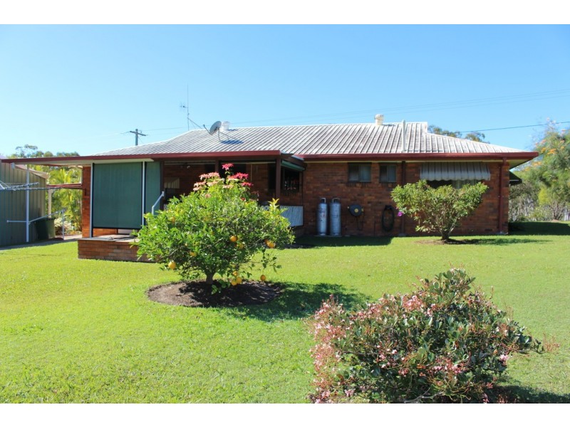 44 Bayside Road, Cooloola Cove QLD 4580