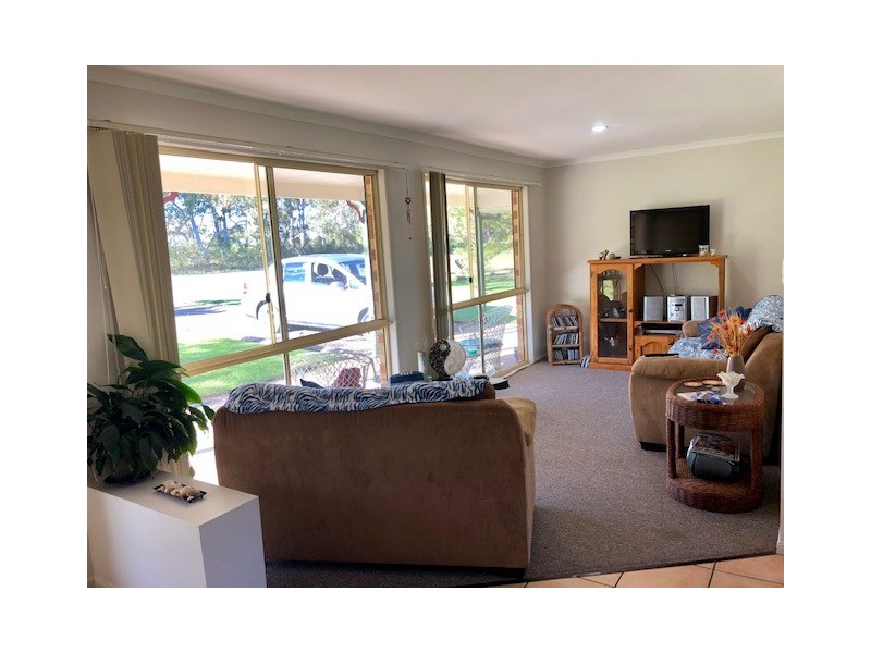 128 Bayside Road, Cooloola Cove QLD 4580