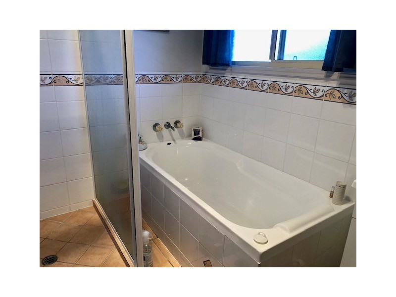 128 Bayside Road, Cooloola Cove QLD 4580