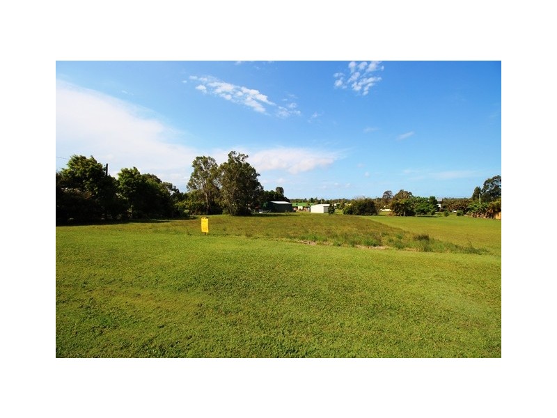 7 Mauretania Avenue, Cooloola Cove QLD 4580