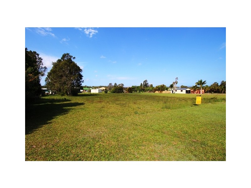 7 Mauretania Avenue, Cooloola Cove QLD 4580