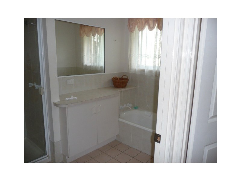 76 Esplanade, Tin Can Bay QLD 4580