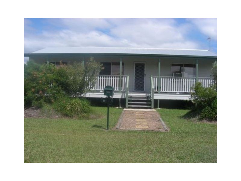 11 Batavia Court, Cooloola Cove QLD 4580