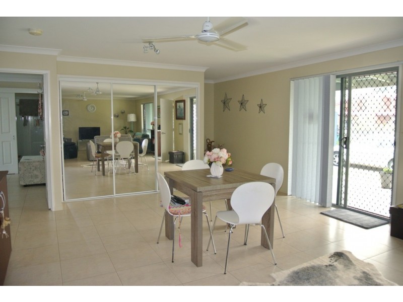 64 Gympie Road, Tin Can Bay QLD 4580